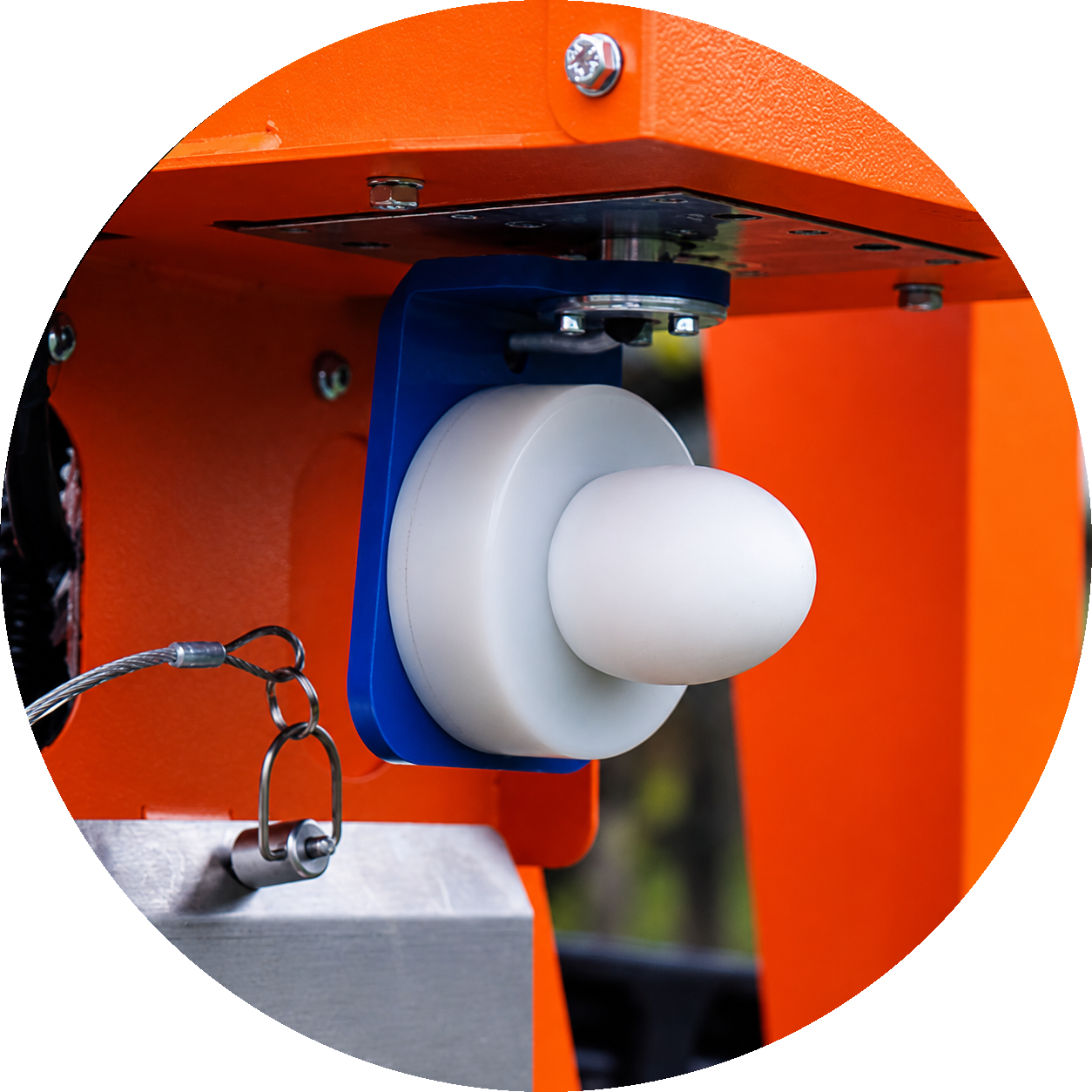 R-Wave 2D MP Radar sensor close-up